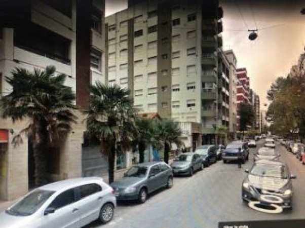 demolicion en excelente zona, posibilidad de importante proyecto de edificio