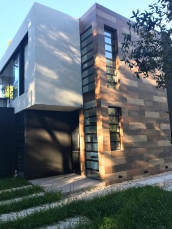 VENTA BOSQUE PERALTA RAMOS !!!! CHALET MODERNO, HERMOSO, NUEVO