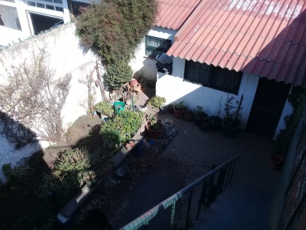 PH 1º PISO DE 3 AMB. CON PATIO Y QUINCHO, CON LOCAL