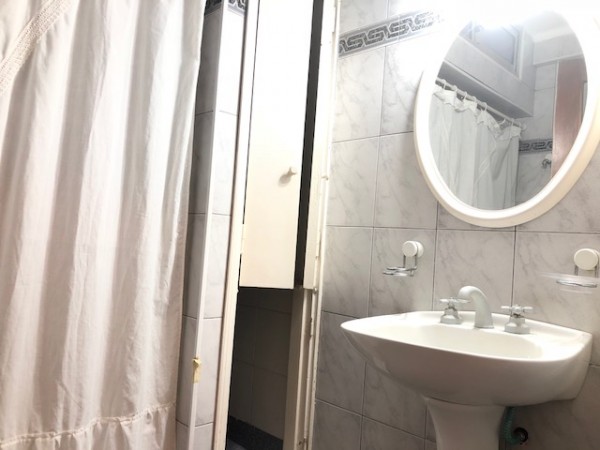 VENTA CON RENTA RECIENTE !!! Excelentes inquilinos !!! CHALET CHAUVIN, EXCELENTE ZONA APTA POYECTO FAMILIAR, PROFESIONAL, MULTIFAMILIAR, ETC
