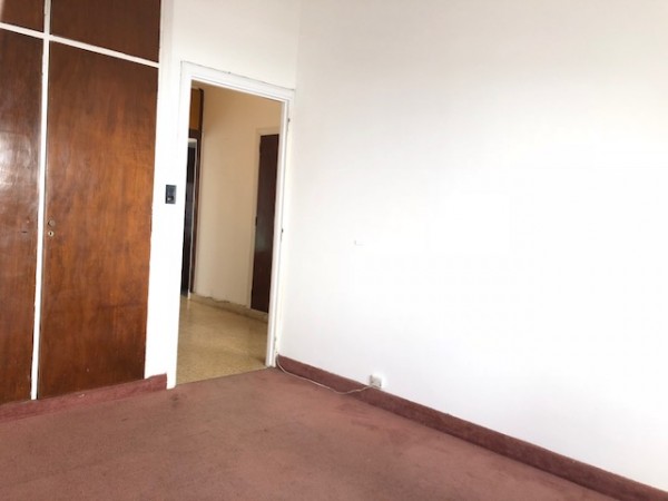 VENTA CON RENTA RECIENTE !!! Excelentes inquilinos !!! CHALET CHAUVIN, EXCELENTE ZONA APTA POYECTO FAMILIAR, PROFESIONAL, MULTIFAMILIAR, ETC