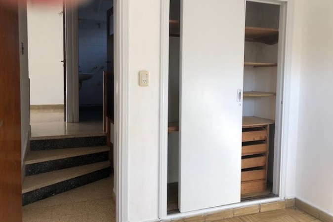 VENTA CON RENTA RECIENTE !!! Excelentes inquilinos !!! CHALET CHAUVIN, EXCELENTE ZONA APTA POYECTO FAMILIAR, PROFESIONAL, MULTIFAMILIAR, ETC
