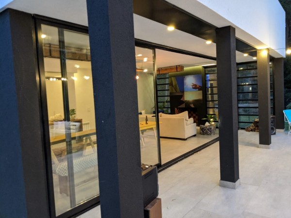 VENTA BOSQUE PERALTA RAMOS !!!! CHALET MODERNO, HERMOSO, NUEVO