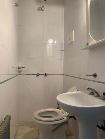 DEPARTAMENTO PISO CON PATIO, MAS BAULERA Y DOS LOCALES