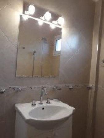 venta departamento 3 ambientes zona centro al frente