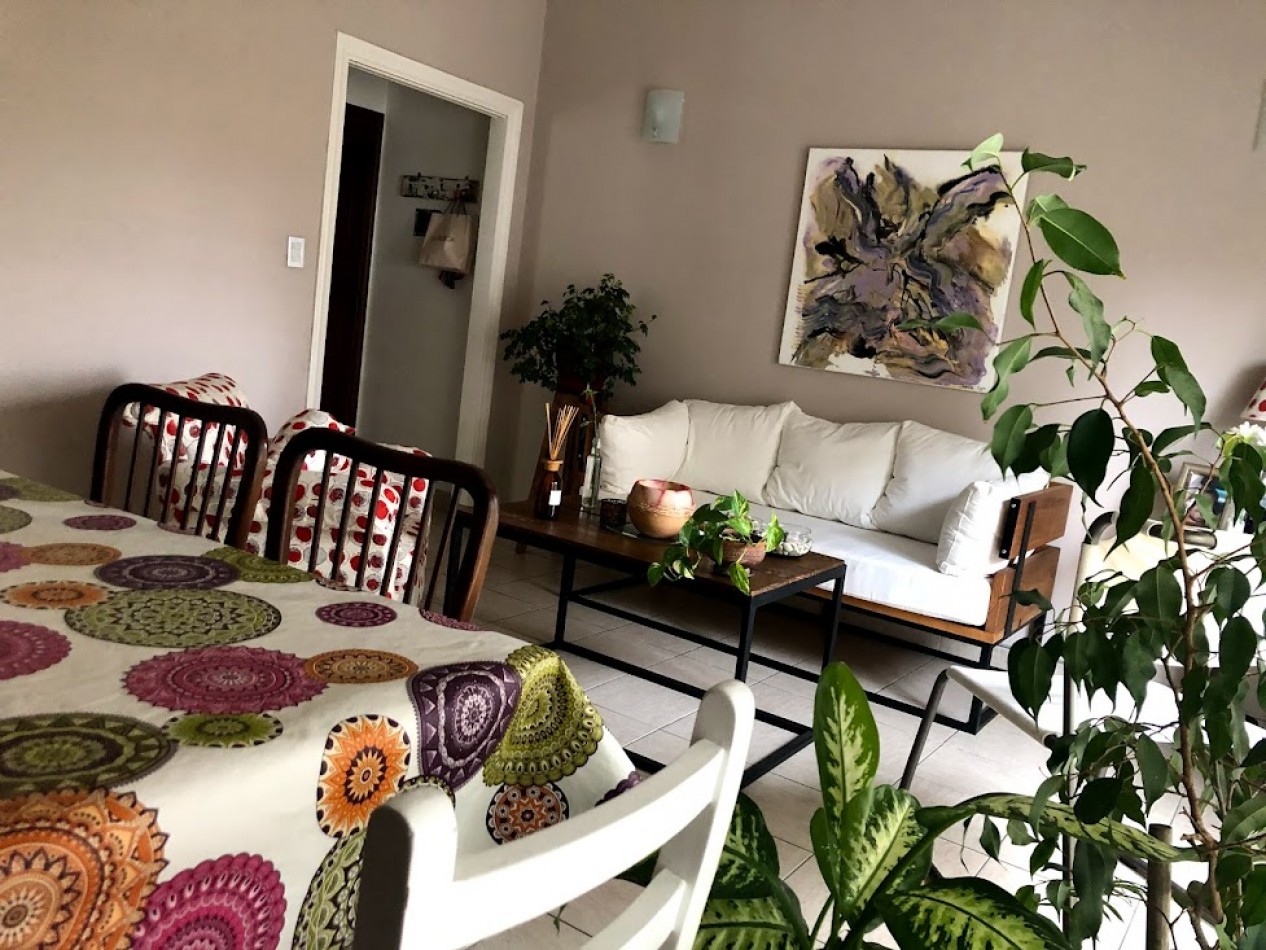 ALQUILER por temporada corta o de verano en Mar del Plata !!! DISPONIBLE DICIEMBRE DEPARTAMENTO EN PH DE 2 amb. 2/3 PLAZAS. MUY AMPLIO, LUMINOSO Y TRANQUILO. ZONA CHAUVIN, 1o PISO POR ESCALERA, HERMOSO !!!!