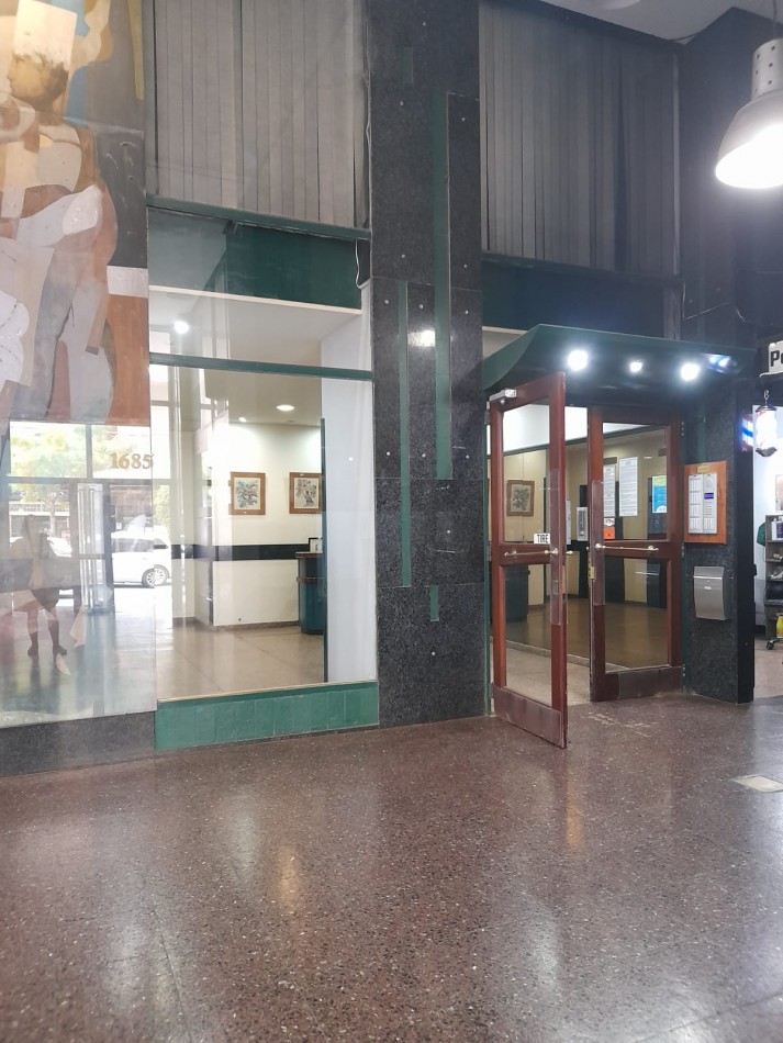 DEPARTAMENTO 3 AMB RECICLADO A NUEVO ZONA CENTRO