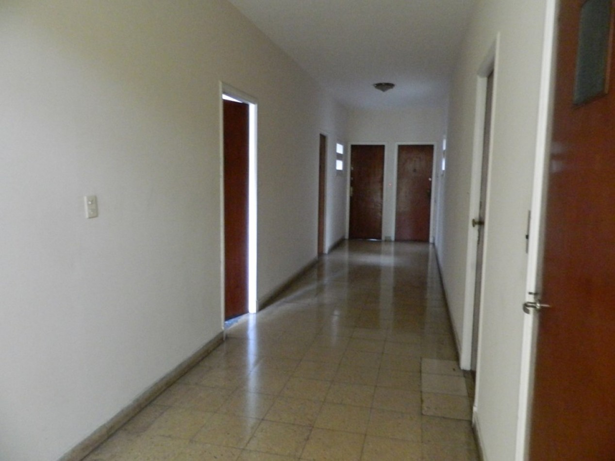 NUEVO VALORRRRRRRRRR !!!!! VENTA MDP, VARESE, DPTO. 3 AMB. CON ESPACIO DE COCHERA