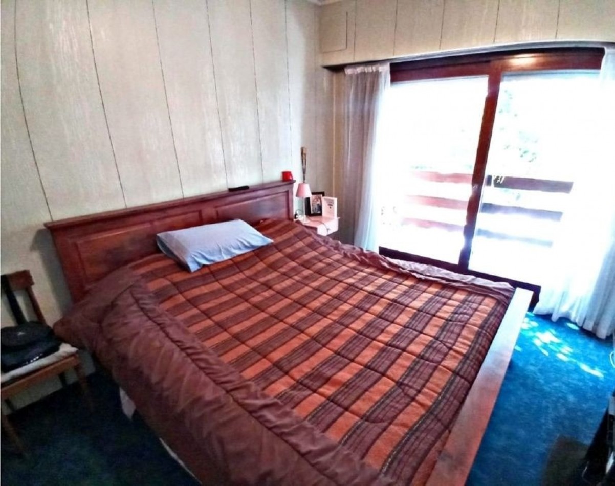 VENTA APTO LOCAL O EDIFICIO. CHALET CLASICO MDP, DE 6 AMBIENTES CON PATIO, PARRILLA, DESARROLLADO EN DOS PLANTAS, solo venta para proyecto comercial, o multifamiliar.