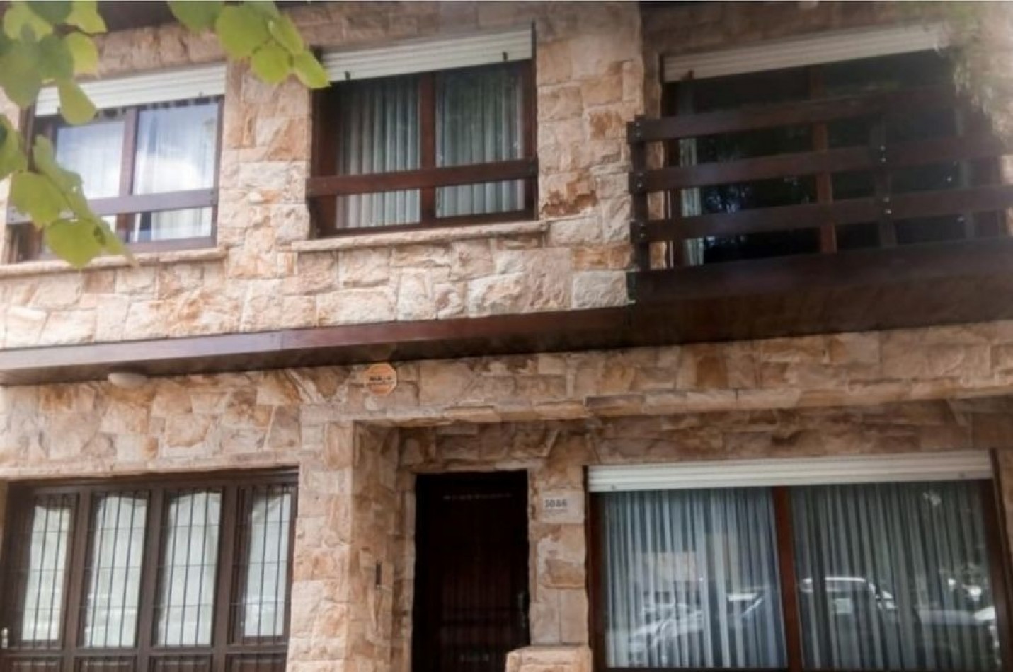 VENTA APTO LOCAL O EDIFICIO. CHALET CLASICO MDP, DE 6 AMBIENTES CON PATIO, PARRILLA, DESARROLLADO EN DOS PLANTAS, solo venta para proyecto comercial, o multifamiliar.
