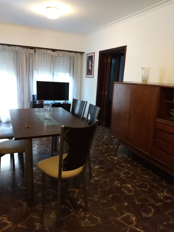PH 3 AMB. CON ESCRITORIO EN VENTA A METROS DEL MAR, EN EL PRIVILEGIADO BARRIO SAN CARLOS