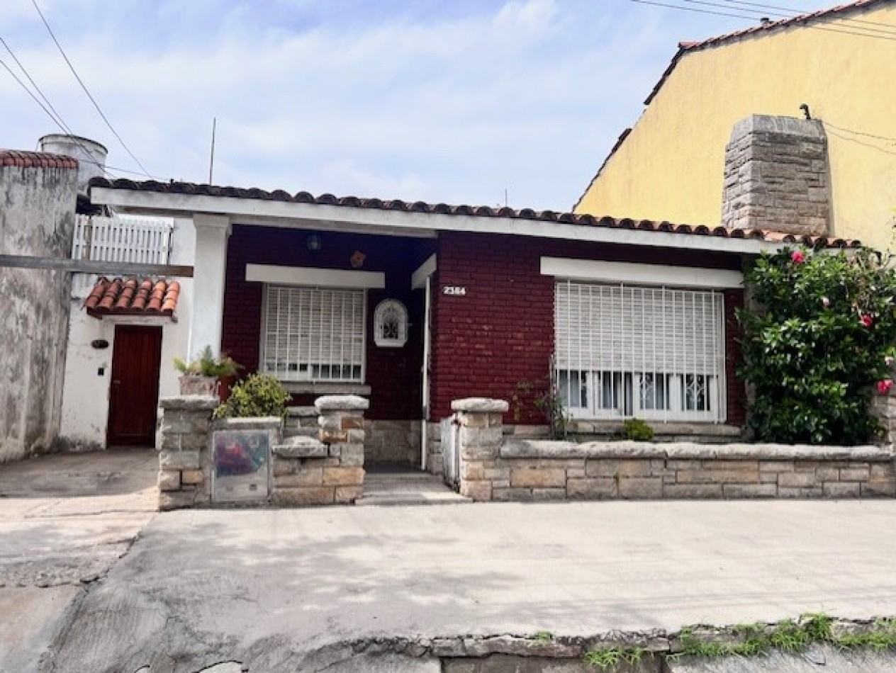 REBAJADO- RE TASADO !!!! VENTA CHALET TIPICO MDP, ESTADO ORIGINAL !!!! MAS PH ATRAS, CON ENTRADA INPENDIENTE, ZONA MARCONI Y ALTE. BROWN