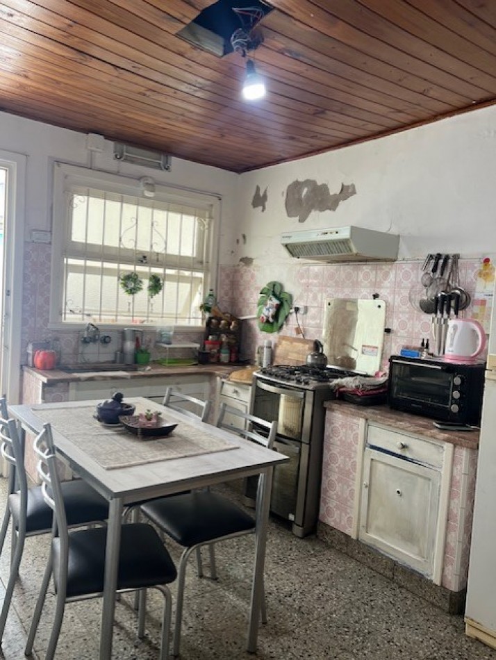 REBAJADO- RE TASADO !!!! VENTA CHALET TIPICO MDP, ESTADO ORIGINAL !!!! MAS PH ATRAS, CON ENTRADA INPENDIENTE, ZONA MARCONI Y ALTE. BROWN