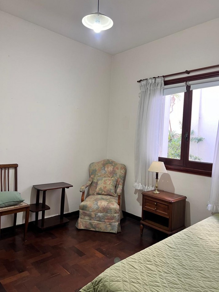 venta departamento tres ambientes lateral zona la perla
