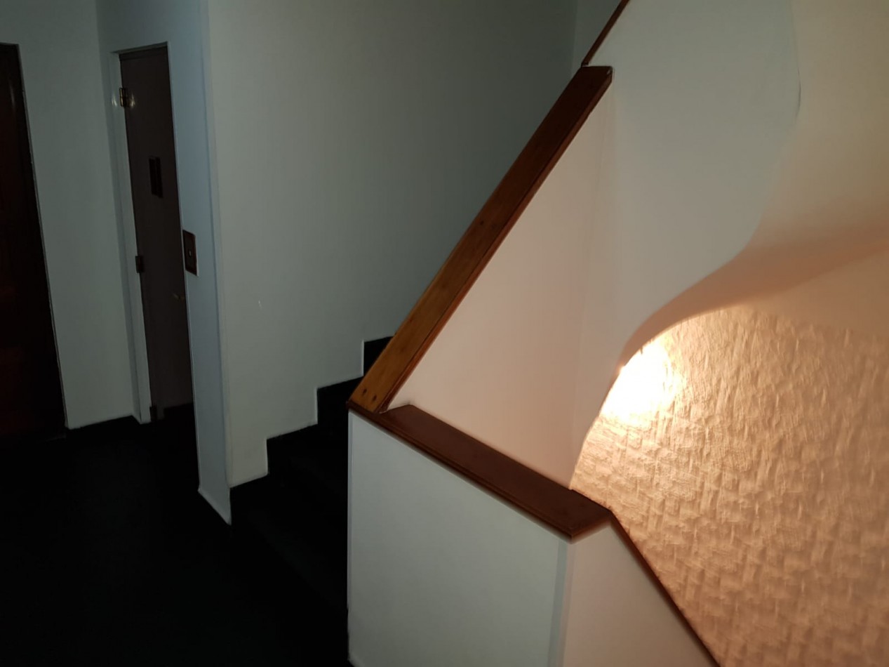 venta impactante piso con parque y quincho propio y cochera 2/3 autos, a metros del mar !!!!!