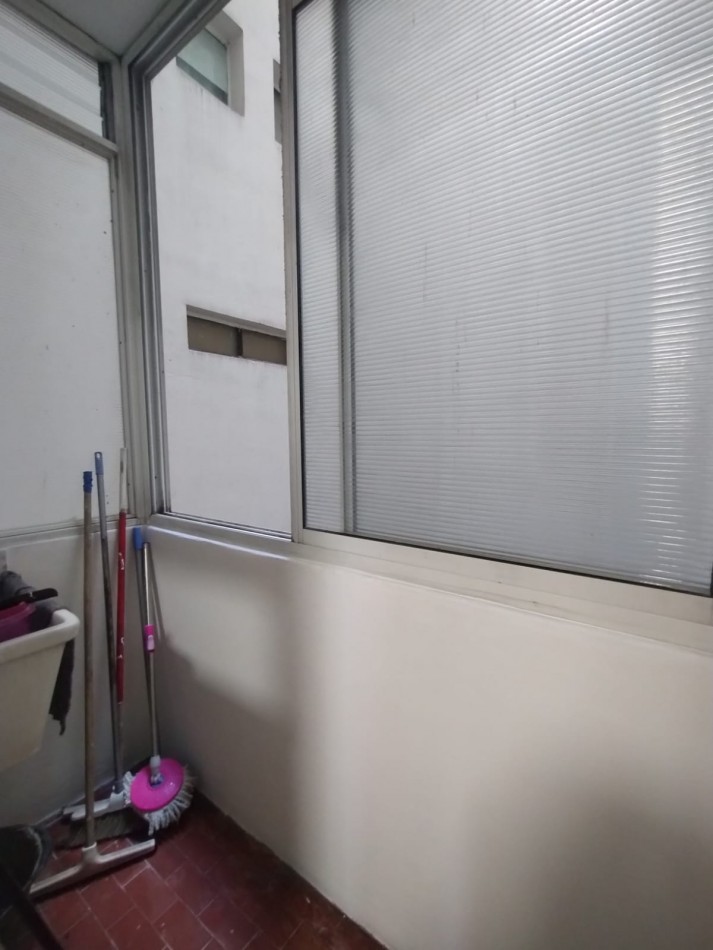 VENTA DEPARTAMENTO 3 AMBIENTES, AL FRENTE, BALCON Y COCHERA, PLAZA MITRE Y....RETASADO !!!!!!