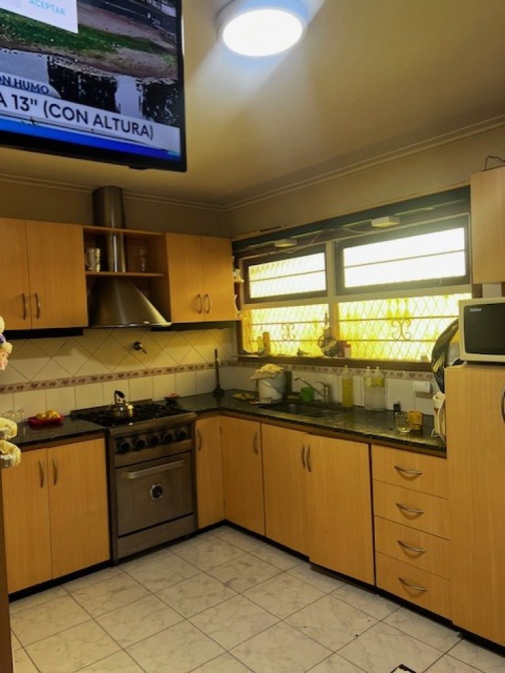 VENTA CHALET DESARROLLADO EN UNA SOLA PLANTA, CON PARQUE Y PATIO, ZONA NUEVA POMPEYA, a 7 cuadras del mar
