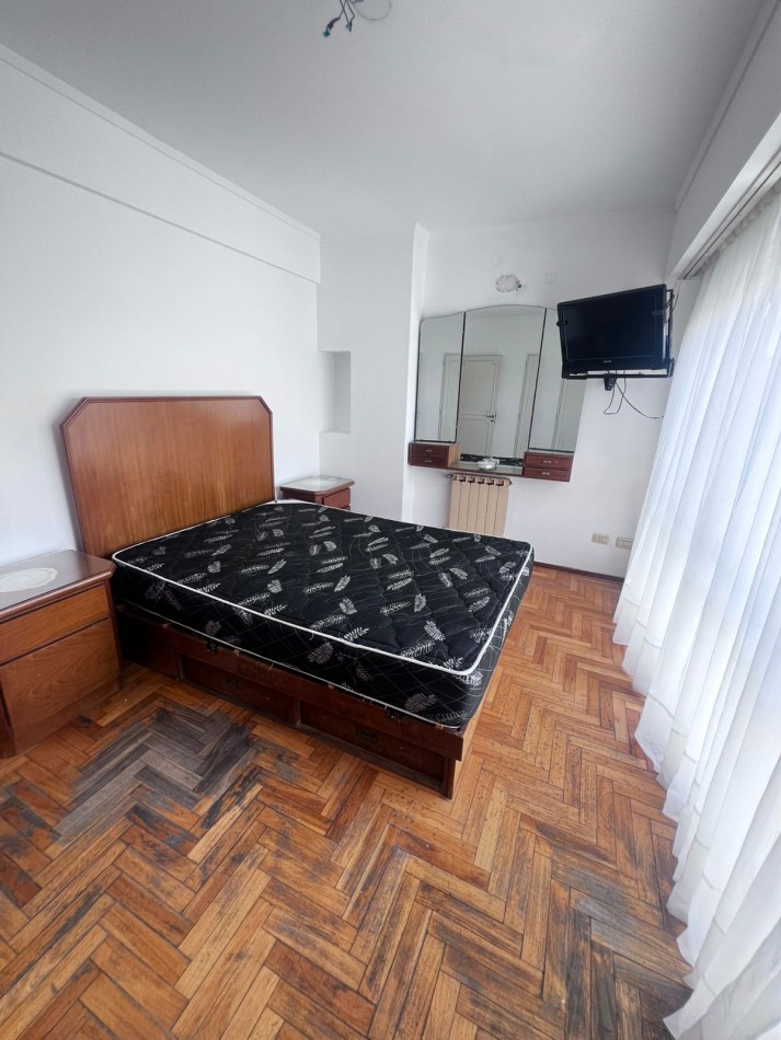 VENTA HERMOSO DPTO. 3 AMB. Y UNICO EN ZONA Y VISTAS !!!