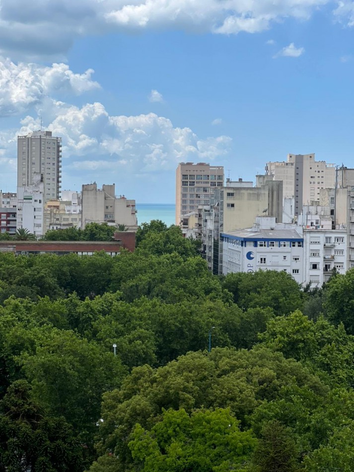 VENTA HERMOSO DPTO. 3 AMB. Y UNICO EN ZONA Y VISTAS !!!