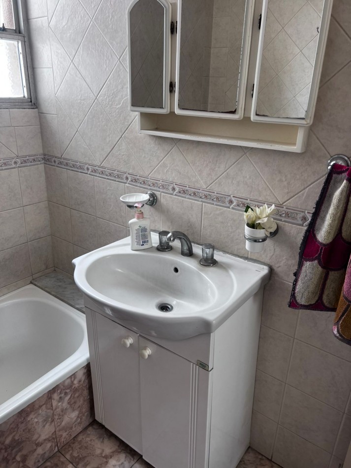 VENTA HERMOSO DPTO. 3 AMB. Y UNICO EN ZONA Y VISTAS !!!