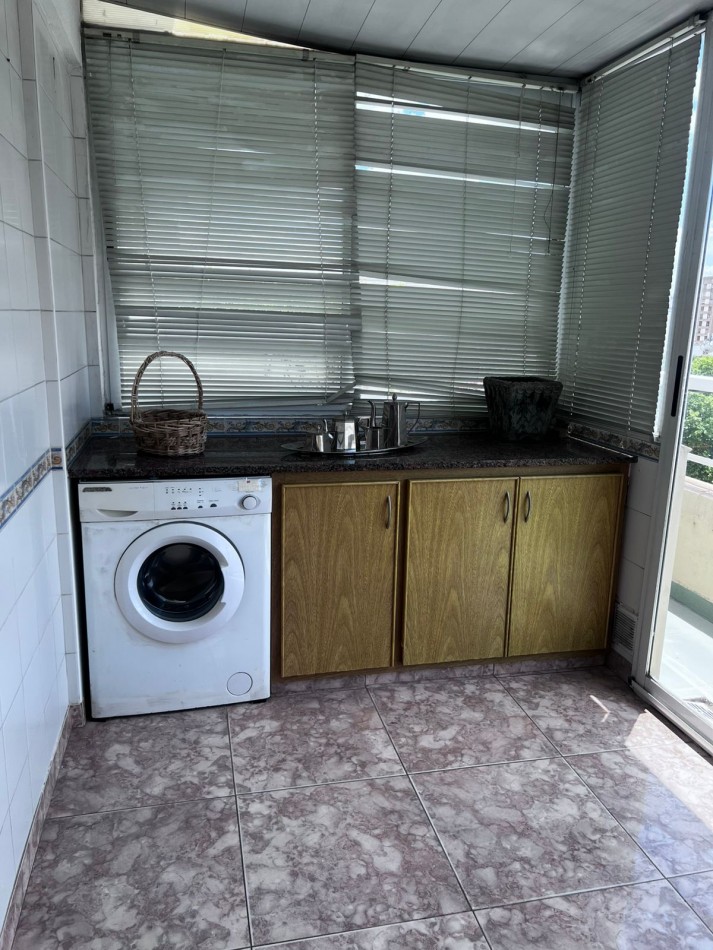VENTA HERMOSO DPTO. 3 AMB. Y UNICO EN ZONA Y VISTAS !!!