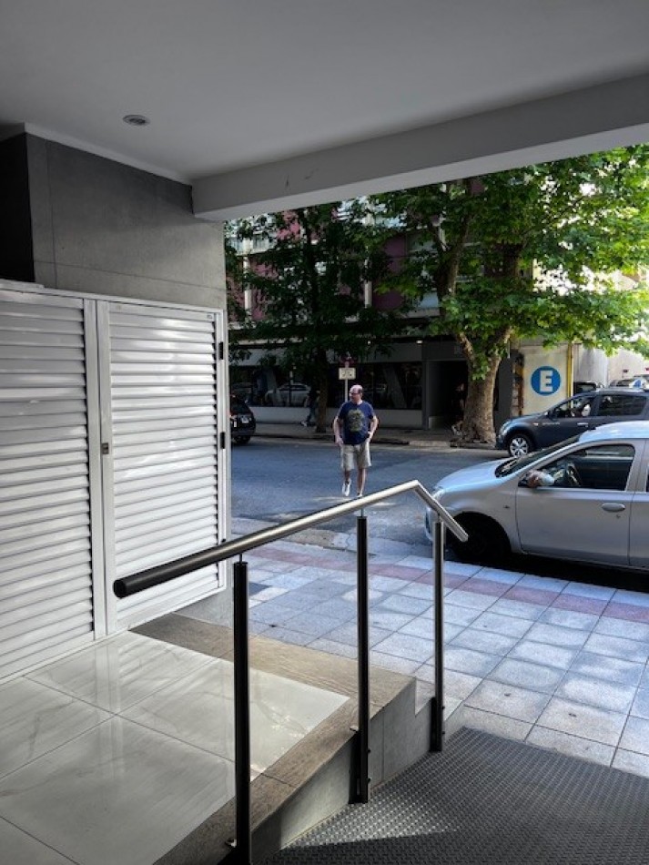 venta departamento 3 ambientes, zona aldrey, al frente con terracita,