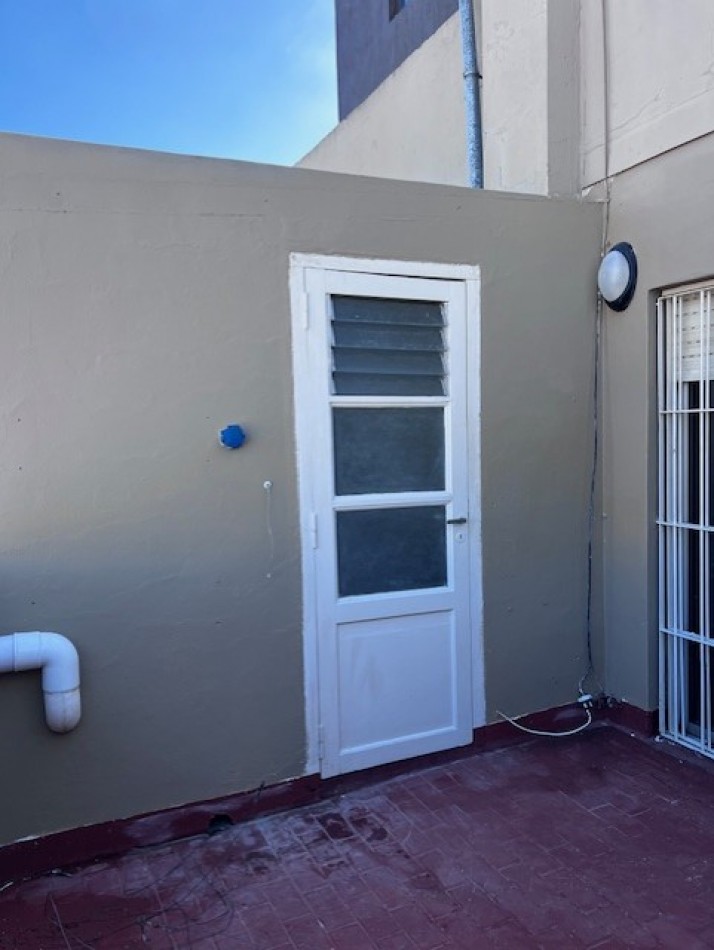 venta departamento 3 ambientes, zona aldrey, al frente con terracita,