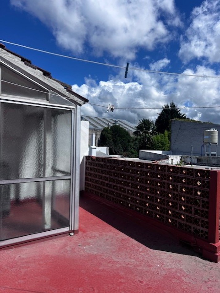Venta chalet Mar del Plata amplio chalet uso familiar y o comercil 6 ambientes zona San Jose