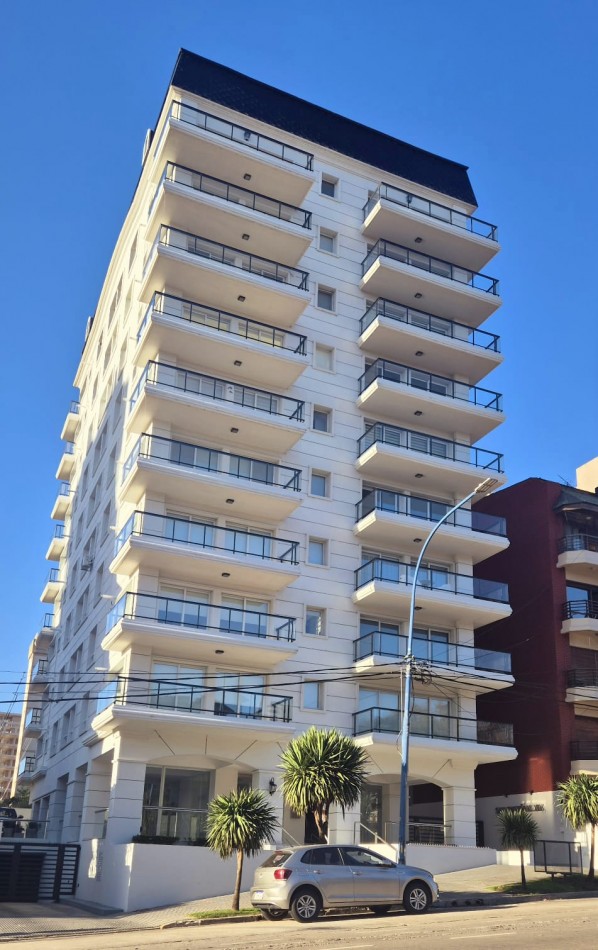 ALQUILER ANUAL, HERMOSO DEPARTAMENTO DE 2 AMB. A METROS DEL MAR