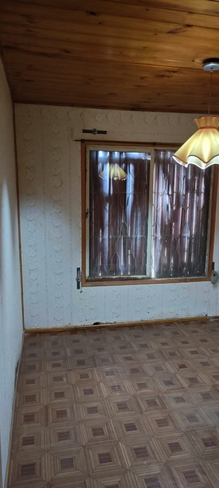 CHALET EN VENTA, ZONA CAMET, A 200 MTS. DEL MAR , 3 AMB.Y PARQUE