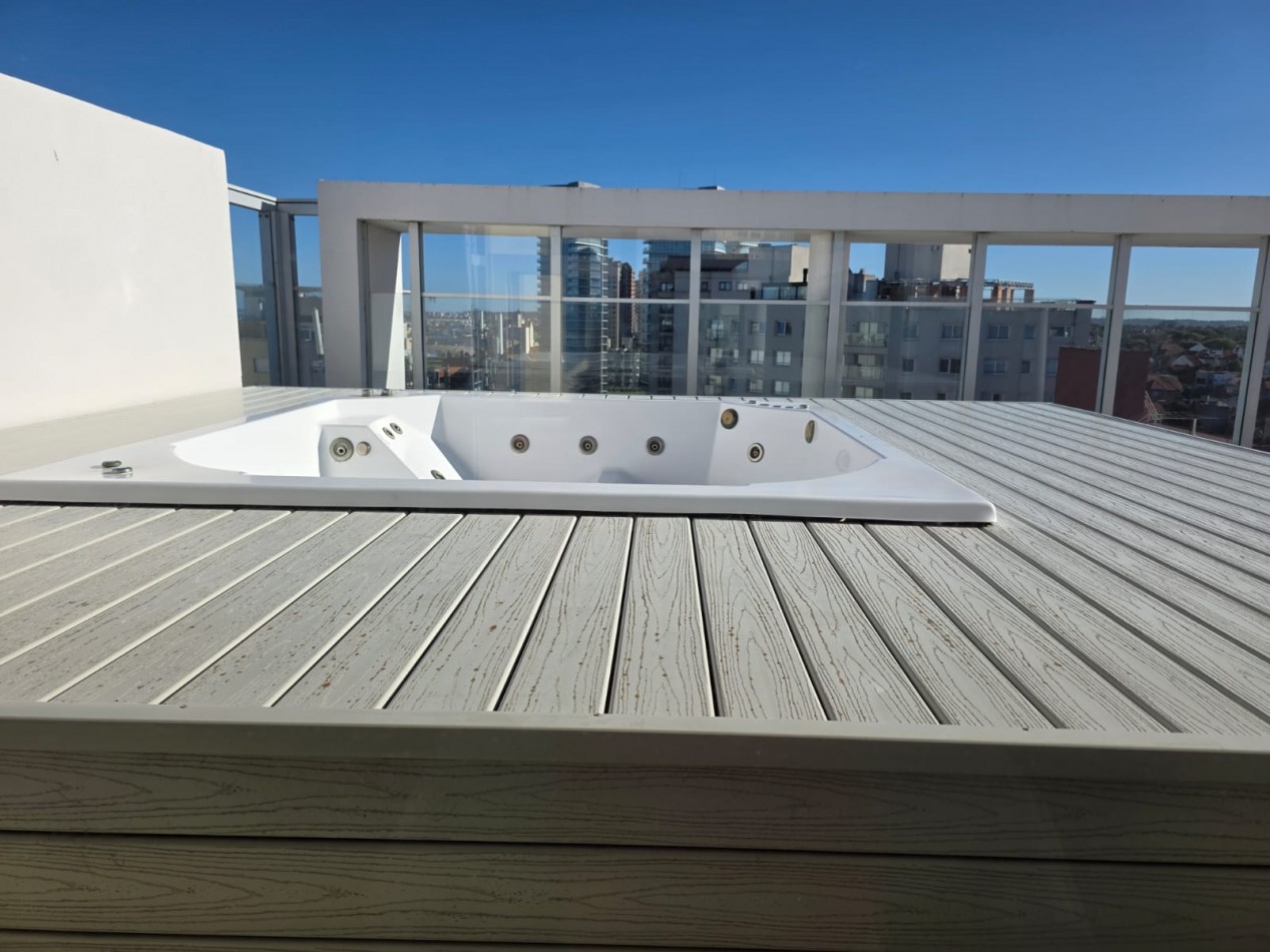 venta Mar del Plata, 2 amb. con cochera a metros del mar, excelente opcion !!! IM - PER - DI - BLE !1!!
