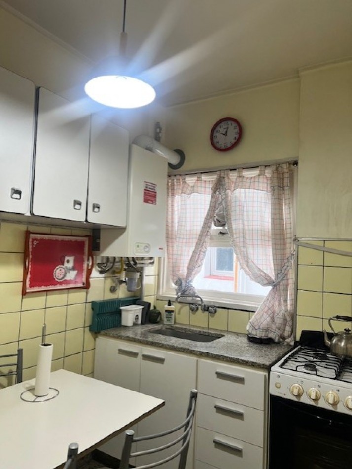 VENTA DEPARTAMENTO. 3 AMB., ZONA PLAZA MITRE