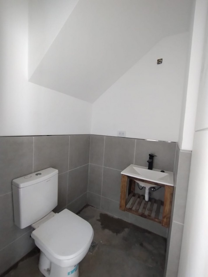 VENTA DE DUPLEX !!!!! ACTUALIZADO PRECIO DE ESTE HERMOSOS DUPLEX, A POCAS CUADRAS DEL MAR, ZONA SUR DE MDP, 3 COMODOS AMBIENTES, DISENO MODERNO, VELO !!!