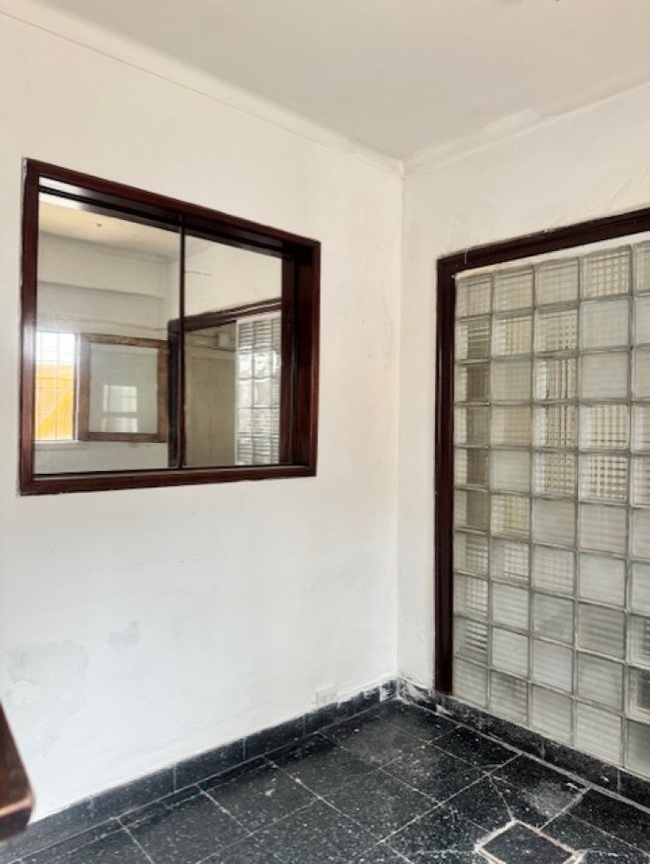 VENTA CHALET ESTILO MDP. ZONA PLAZA MITRE, IDEAL INVERSION O PROFESIONAL Y COMERCIAL