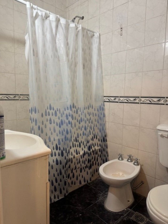 ALQUILER ANUAL O PARA ESTUDIANTES o TEMPORADA CORTA, MAR DEL PLATA !!! PLAZA COLON, EXCELENTE, 2 AMB. COLON Y ENTRE RIOS