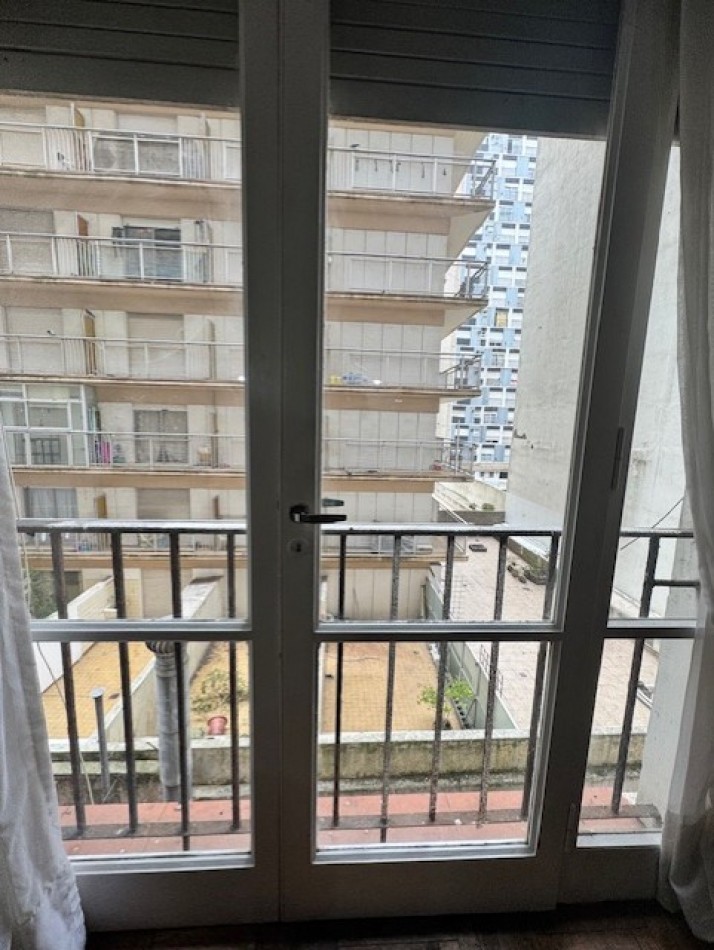 ALQUILER ANUAL O PARA ESTUDIANTES o TEMPORADA CORTA, MAR DEL PLATA !!! PLAZA COLON, EXCELENTE, 2 AMB. COLON Y ENTRE RIOS