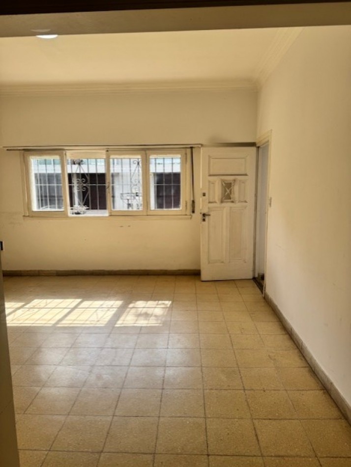 VENTA MDP, CASA 4 AMB. CON PATIO, BARRIO SAN JOSE