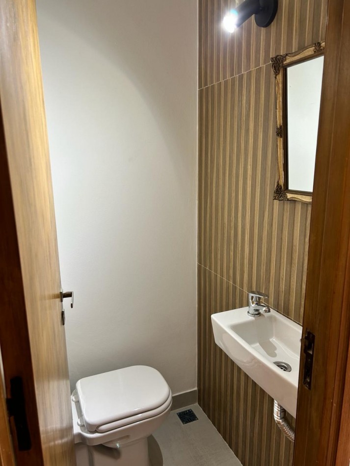 ALQUILER DE DEPTO A MTS DEL MAR, 3 AMB CON DEPENDENCIA Y TERRAZA PROPIA