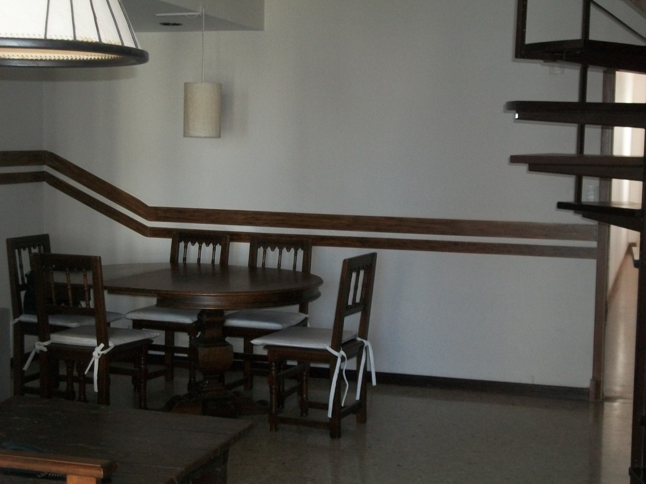 ALQUILER DE DEPTO A MTS DEL MAR, 3 AMB CON DEPENDENCIA Y TERRAZA PROPIA