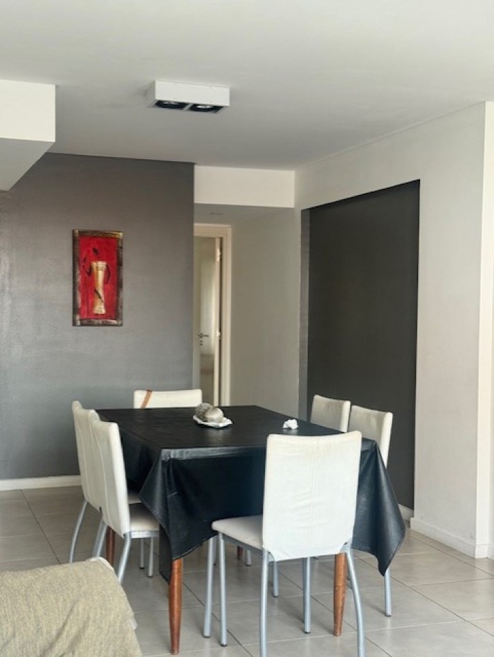 DEPARTAMENTO 3 AMBIENTES EN VENTA  EN  PLAYA  CHICA, MODERNO Y CON VISTA AL  MAR