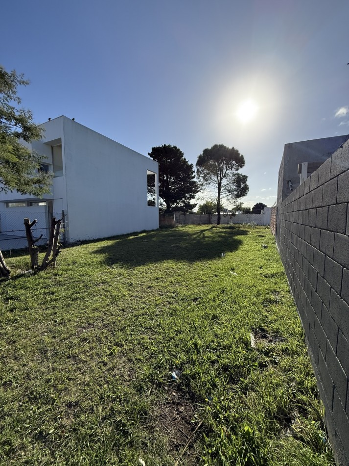 Lote en venta Barrio Los Pinares