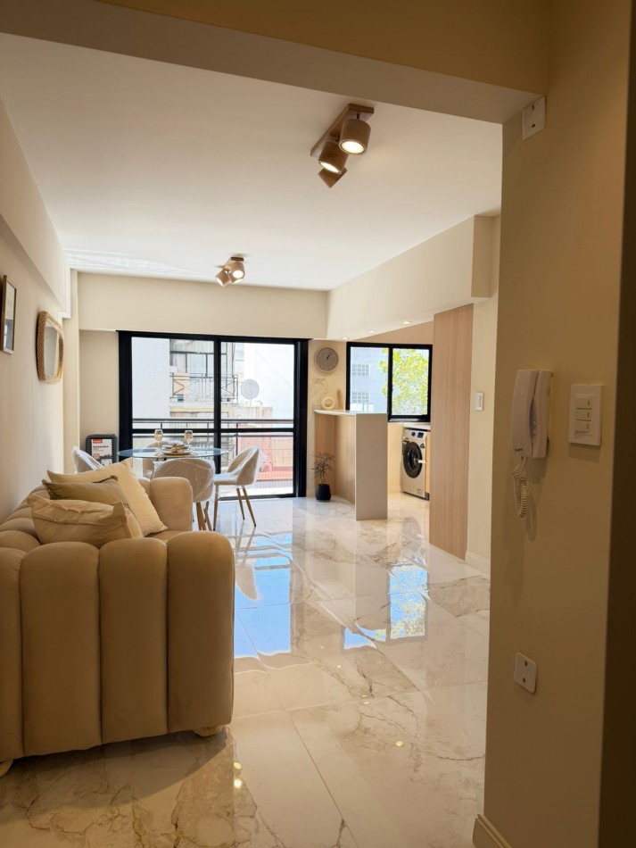 2 ambientes en venta zona Aldrey