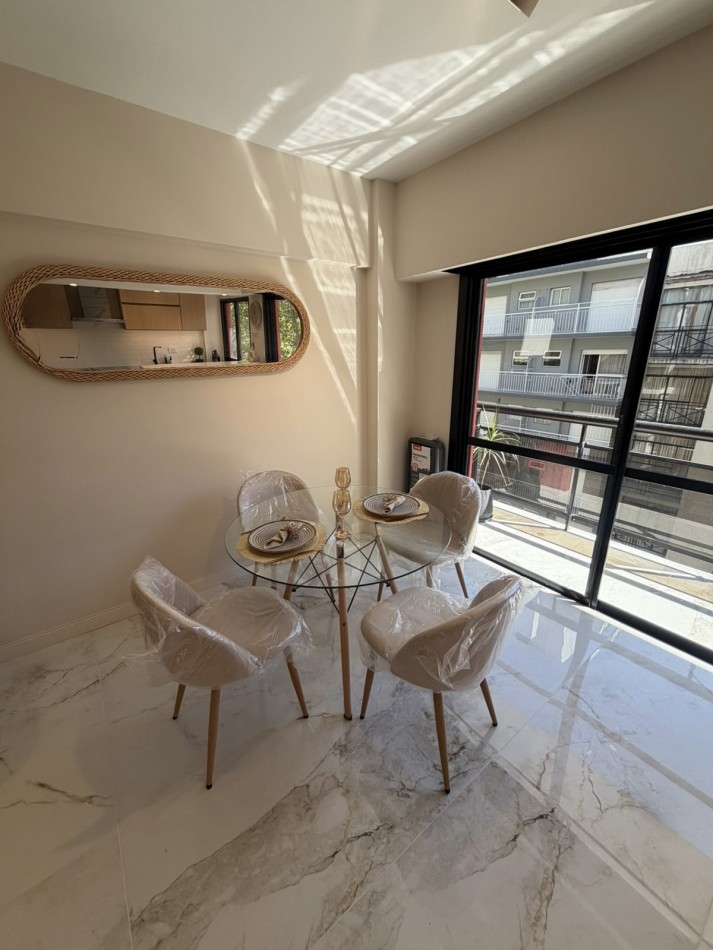 2 ambientes en venta zona Aldrey