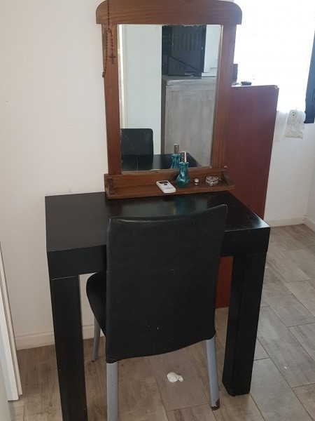 nuevo, moderno, optimo,hemroso chalet de 4 ambientes, con garaje ,parque y galería