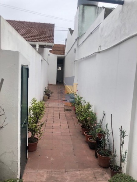 NUEVO VALOR !!!! VENTA MAR DEL PLATA, PH 4 AMBIENTES, ATRAS, DESARROLLADO EN DOS PLANTAS, PEQUENO PATIO, APTO CREDITO