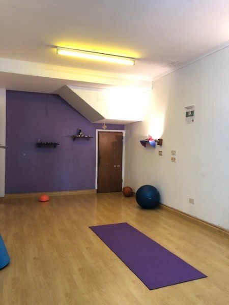 VENTA CHALET, 4 ambientes, parque y patio, sobre lote de 15 mts de frente !!!!! muy buena opcion !!!!