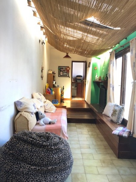 hermoso chalet en colina, amplio, impecable, consulte !!!!