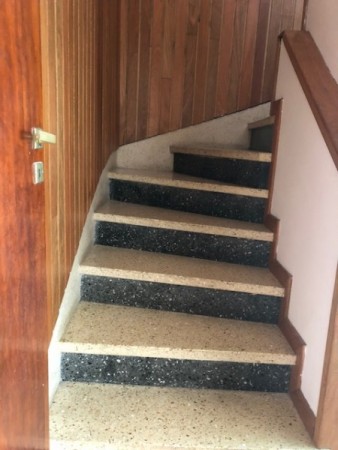 VENTA CON RENTA RECIENTE !!! Excelentes inquilinos !!! CHALET CHAUVIN, EXCELENTE ZONA APTA POYECTO FAMILIAR, PROFESIONAL, MULTIFAMILIAR, ETC