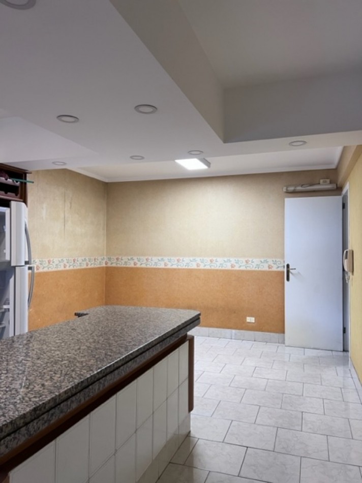 VENTA MDP, ZONA CHAUVIN/MACROCENTRO, PISO UNICO EN SU ESTILO, CALIDAD, METRAJE, AMPLITUD DE AMBIENTES, VISTA PANORAMICA, CONSULTANOS !!!
