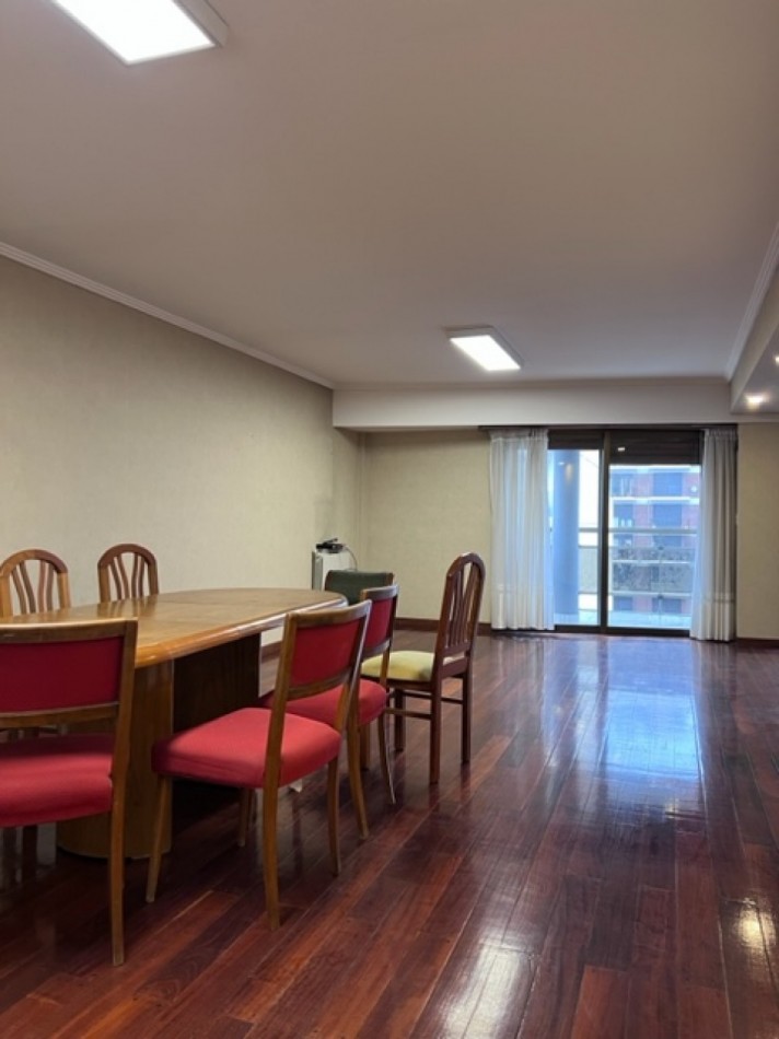 VENTA MDP, ZONA CHAUVIN/MACROCENTRO, PISO UNICO EN SU ESTILO, CALIDAD, METRAJE, AMPLITUD DE AMBIENTES, VISTA PANORAMICA, CONSULTANOS !!!